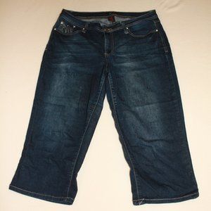 Earl brand Capris